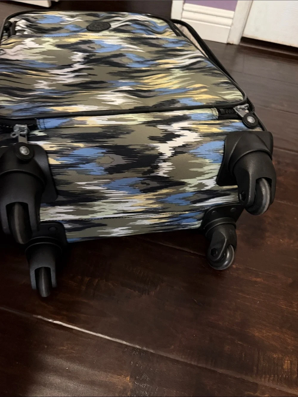 Kipling Blue, Olive & Black Patterned Spinner Carry-On